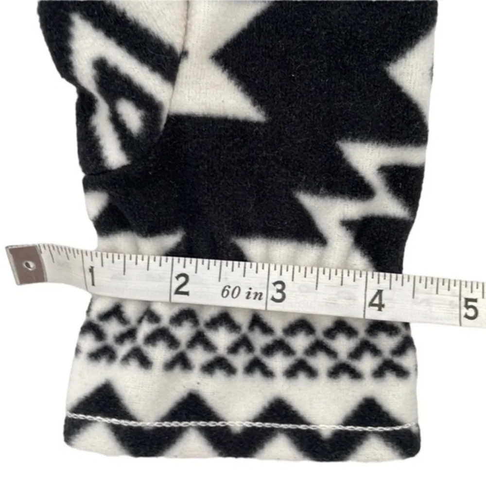 Old Navy Gloves